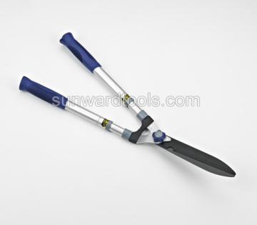 25"-34" Telescopic hedge shear