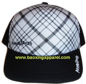 white/black 5 panel trucker cap