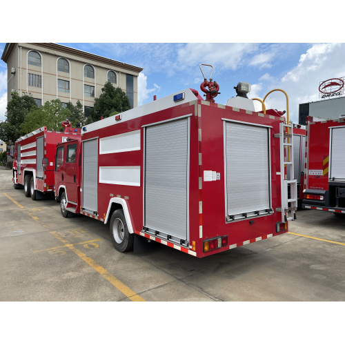 Огненная машина для воды Isuzu 700p