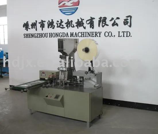 Multiple straw packing machine