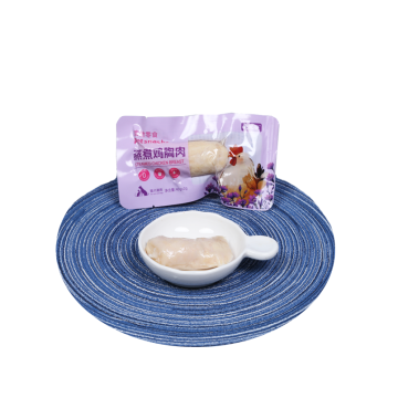 Linguei de gato de peito de frango com vendas quente no vapor