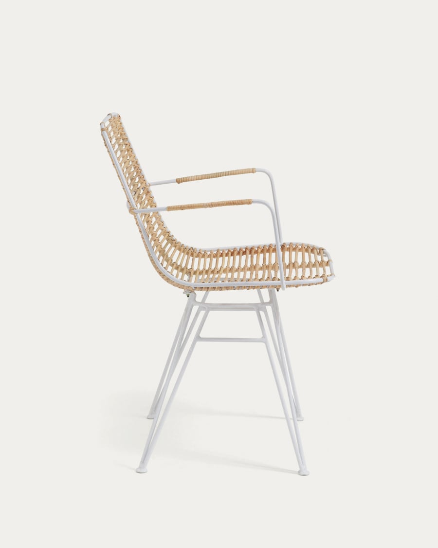 Modern outdoor dining set