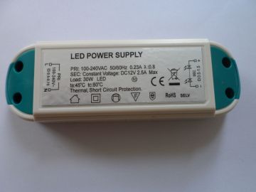9w Low Voltage Ip65 Constant Current 750ma Led Strip Driver En 61000-3-2