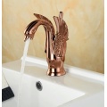 Baño mezclador de lavabo Grifo de latón dorado grifo de agua de oro rosa grifo de forma de cisne