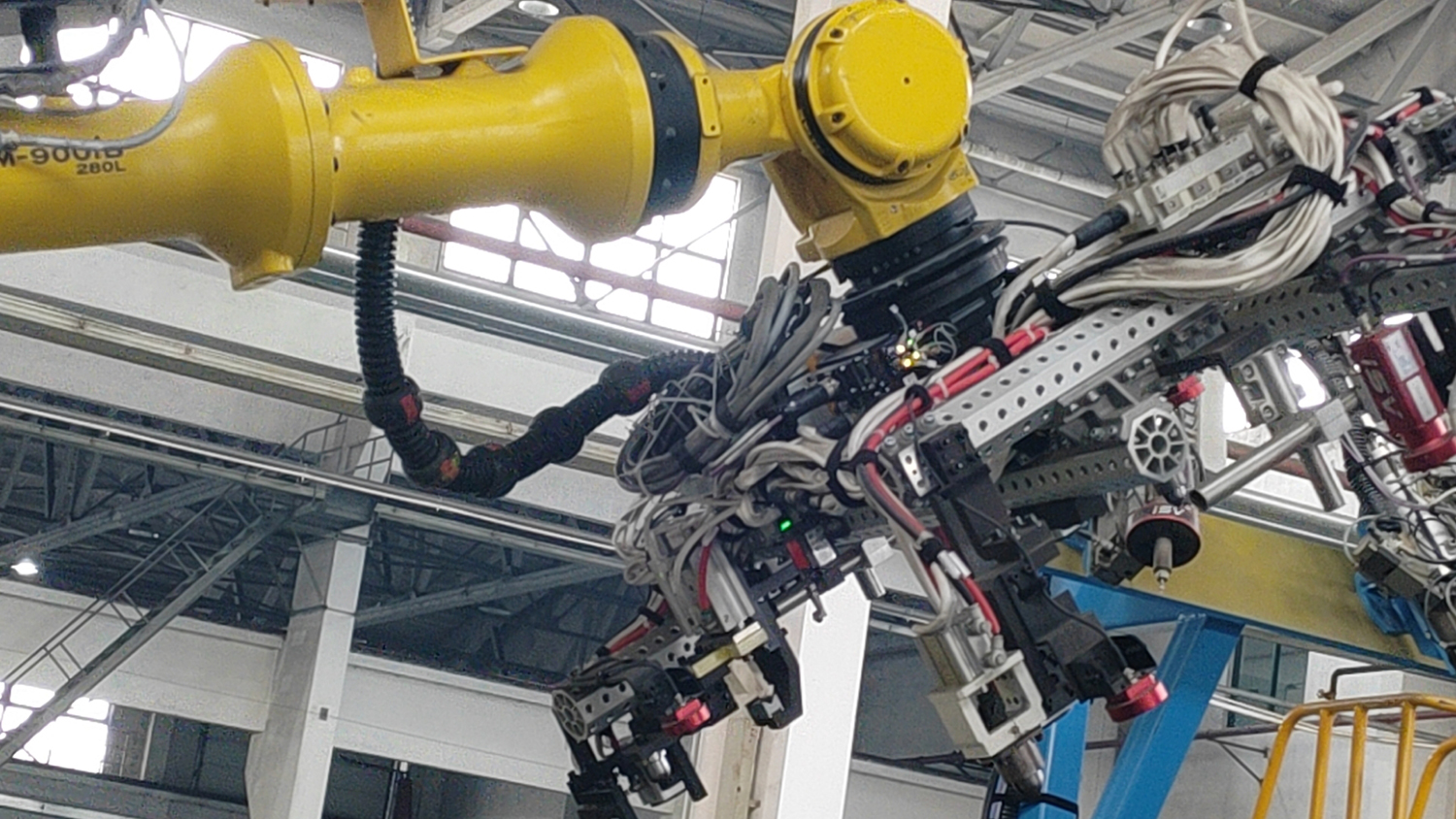 robot protective casing