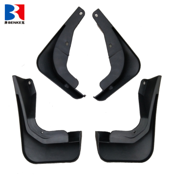 ORIGINALE PER FORD FOCUS, PARAFANGO IN MATERIALE PP