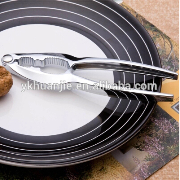 cheap nut cracker walnut kitchen tool