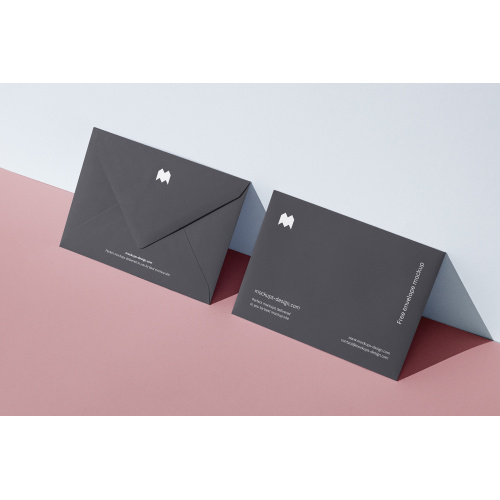 Envelope médio elegante para comunicação comercial
