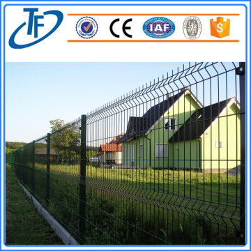 Square post galvanized welded wire mesh fence
