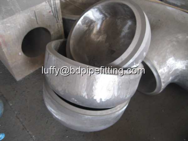 Alloy pipe fitting (681)