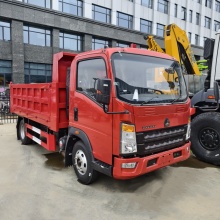 Engineering transport dump truck