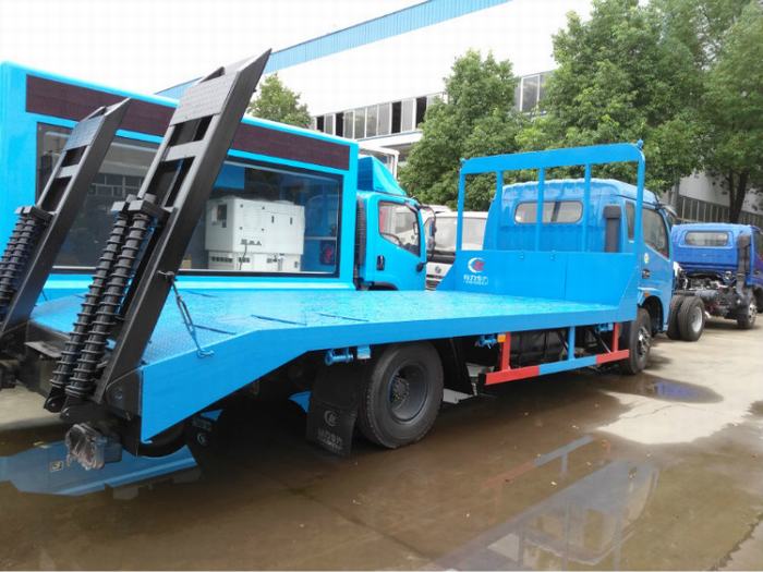 Dongfeng Small Cargo Trucks Mini Diesel Flat