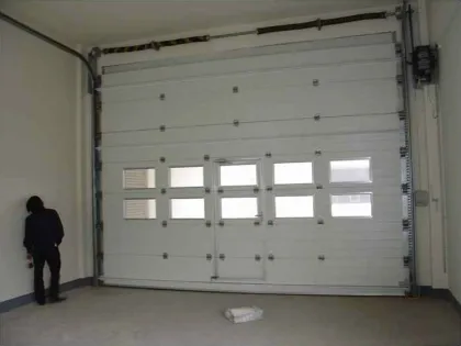 Industry Sectional Door/Warehouse Sliding Industry Door/Automatic overhead gate