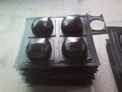 Chocolate & Cake Tray Thermoforming Machine