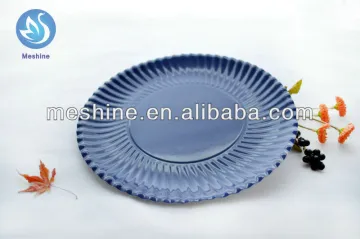 Black disposable paper plate