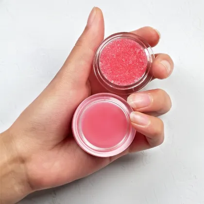 High Quality Vegan Lip Scrub: Fruit Moisturizing Lip Care Cosmetics