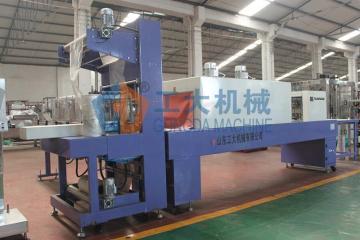 Shrink packing machine