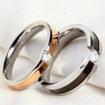 Anello di fidanzamento romantico con amante zircone in acciaio inossidabile