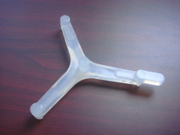 Star type sifter cleaner with plastic stud