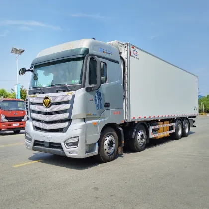 Foton Ouman EST refrigerated truck