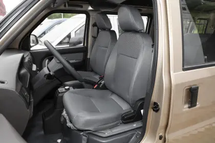 Wuling Rongguang 4 Wheel EV Electric Cargo Van