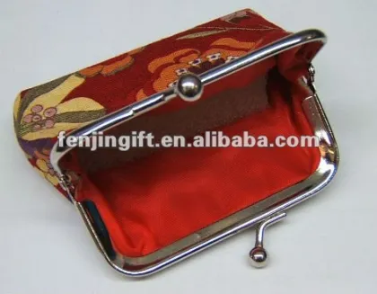 metal frame silicone coin purse