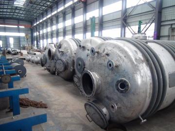 Tanque de armazenamento de material especial
