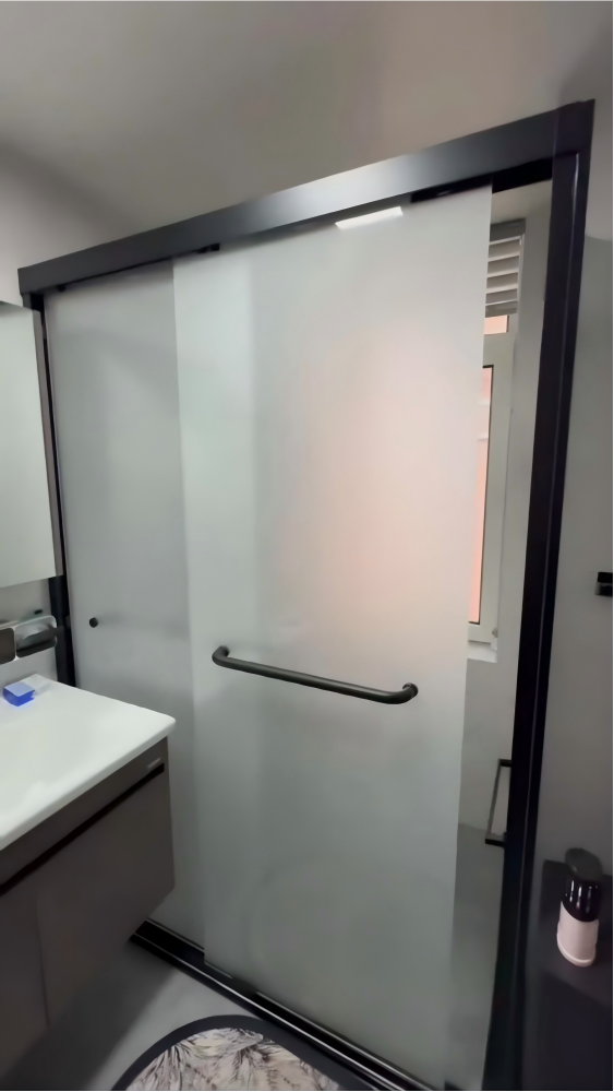 Frosted PVB laminated glass
