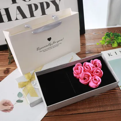 Valentine's Day Necklace Paper Box Wholesale Gift Box