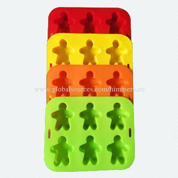 Christmas silicone cake molds, available in various colors