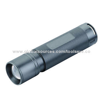 Aluminium zoom flashlight