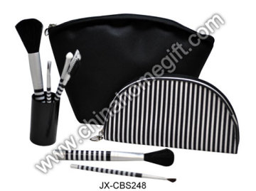 Mack Up Brush công cụ
