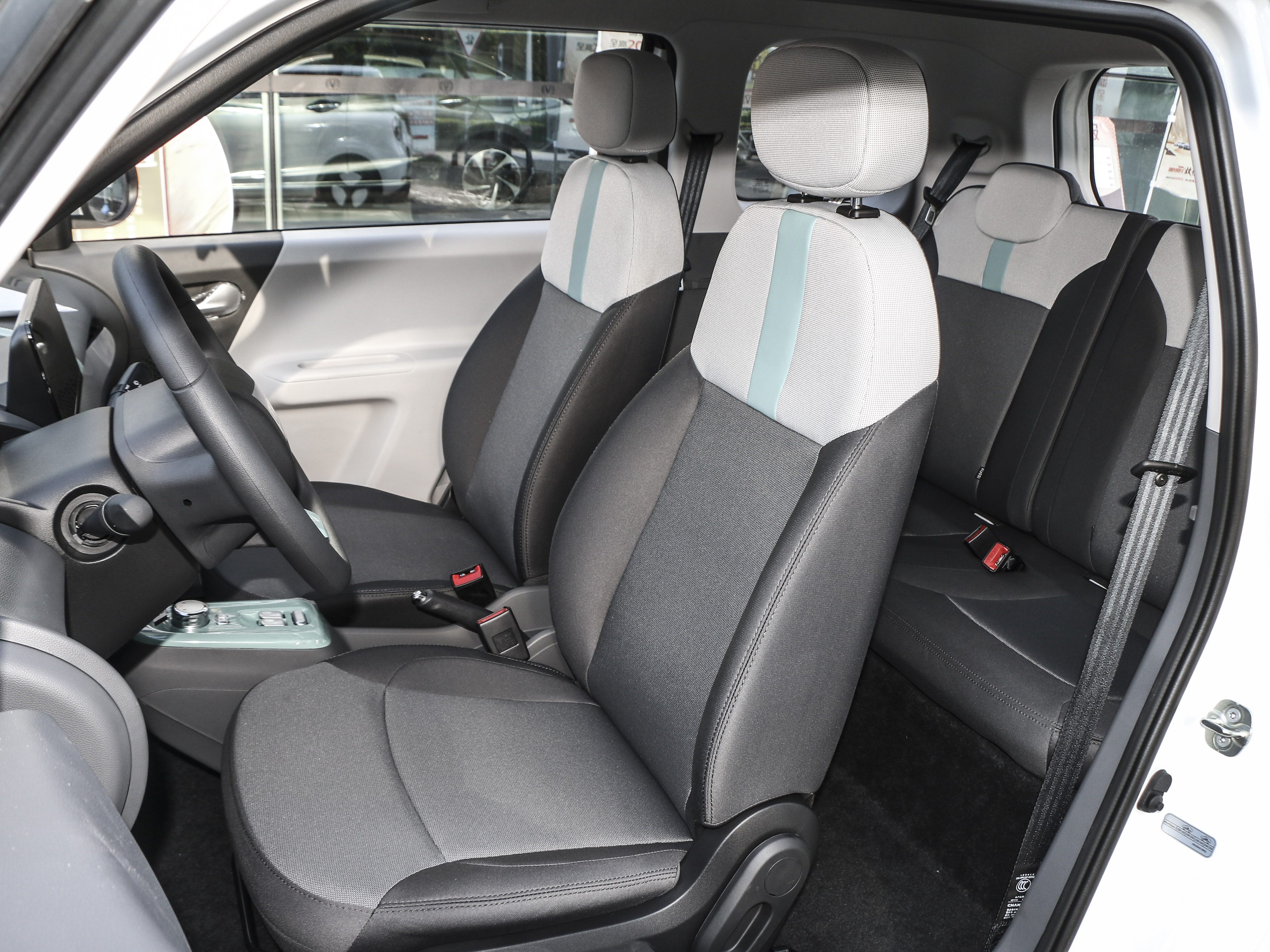 CHANGAN Lumin Electric Mini car