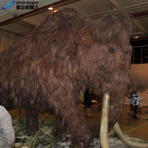 Ukuran hidup animatronic hewan model mammoth