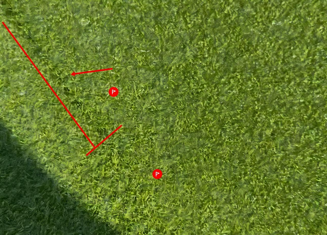 Comparison between incorrect and correct synthetic golf green turf seam installation