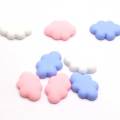 Großhandel Cloud Mass Shaped Flatback Cabochon 100 Stück / Tasche für DIY Handwerk Spielzeug Telefon Shell Dekoration Perlen Charms Spacer