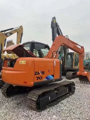 Small Hitachi 70 Excavator - Low Price and Factory Supply