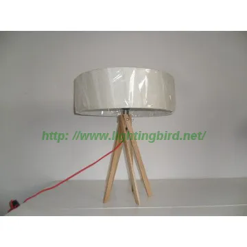 Modern simple  living room table lamp/ modern wooden desk lamp