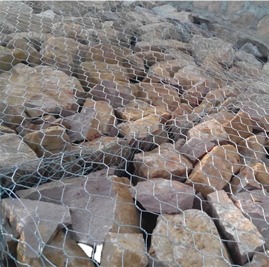 Manufacture Supplier Hot Sale Electro Galvanized Weaving 1/2"x1/2" Hexagonal Retaining Wall Wire Netting for Rabbit Cage Fence2