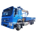 SINOTRUCK HOWO 6X4 Cargo Truck with XCMG 12T Telescopic Crane