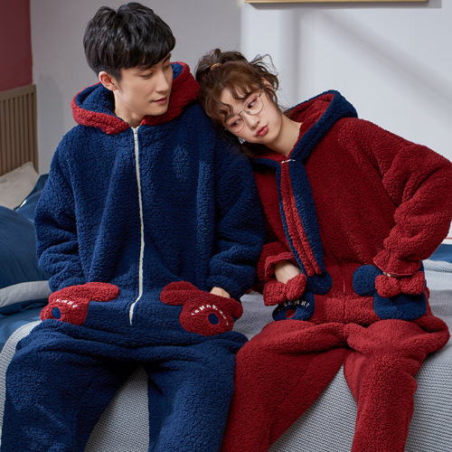 Men's And Women's Pajamas Flannel matching pajamas can be worn outside Factory