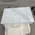 Table basse en marbre blanc arabesato