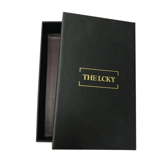 Custom luxury clothing T-shirt paper packaging gift box