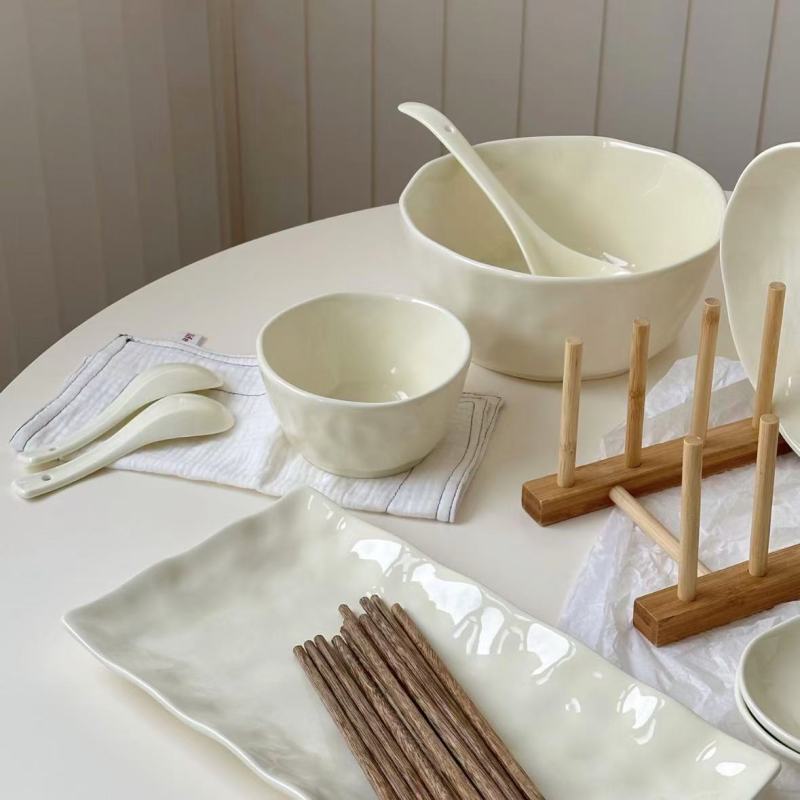 Elegant Ceramic Dinner Set with Irregular Wave Edges