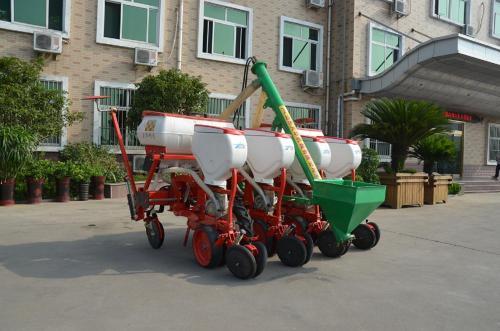 Pneumatic precision 4 rows seeder machine on hot sale
