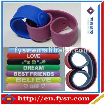 Rock style silicone slap bracelet/silicone slap band