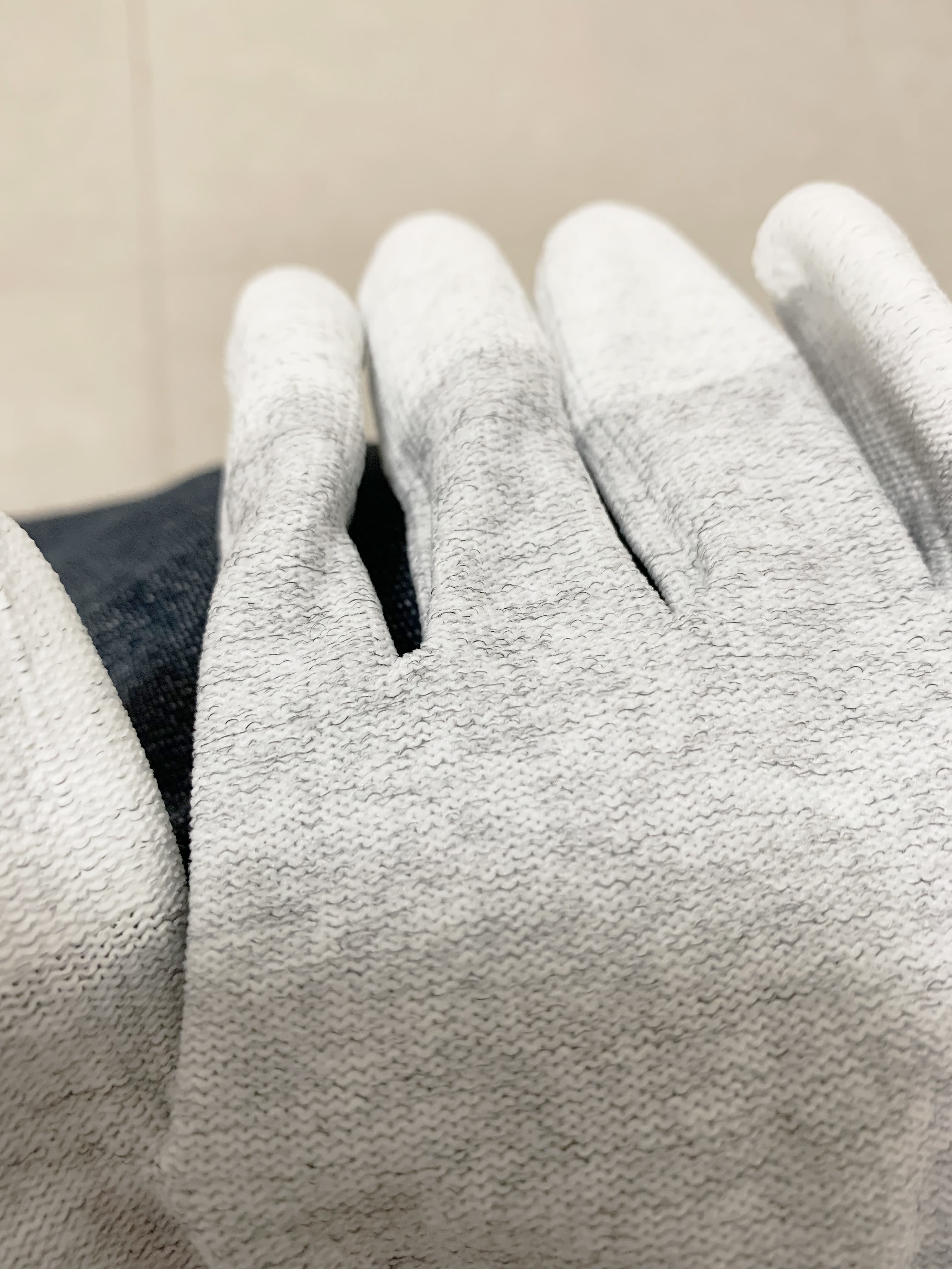 Nylon pu gloves