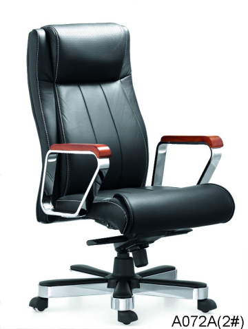 Headrest recliner boss chair
