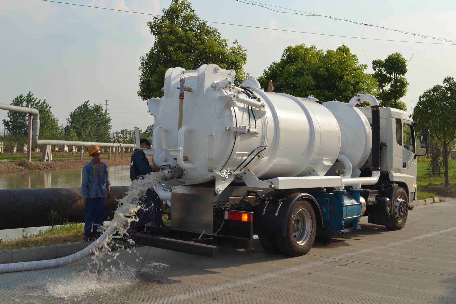Vacuum Suction Trucks