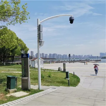 Γαλβανισμένοι πόλοι φωτός